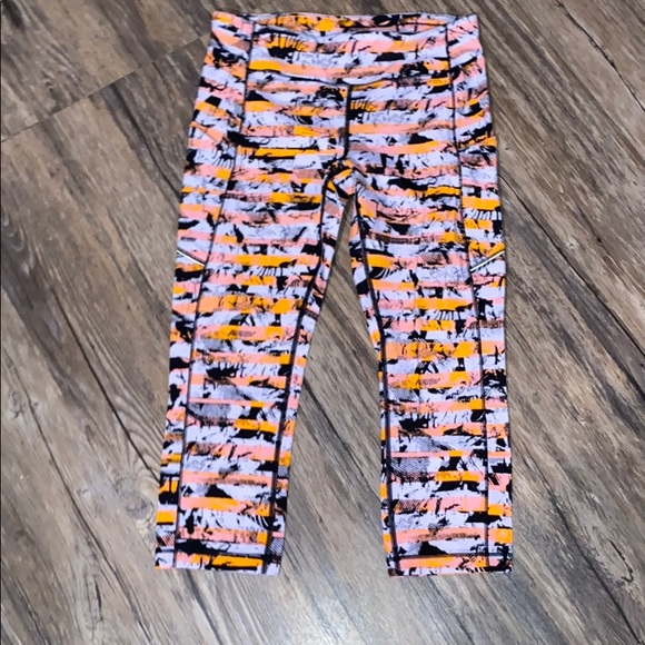 lululemon athletica Other - Lululemon Cropped Leggings